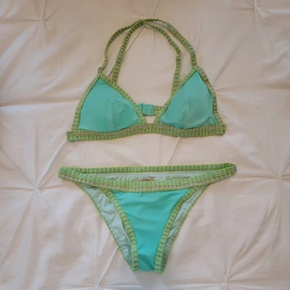 Victoria's Secret Crochet-trim Bikini - Size L - Picture 2 of 2